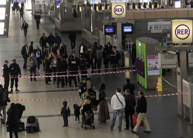 Un militaire agressé à la Défense
